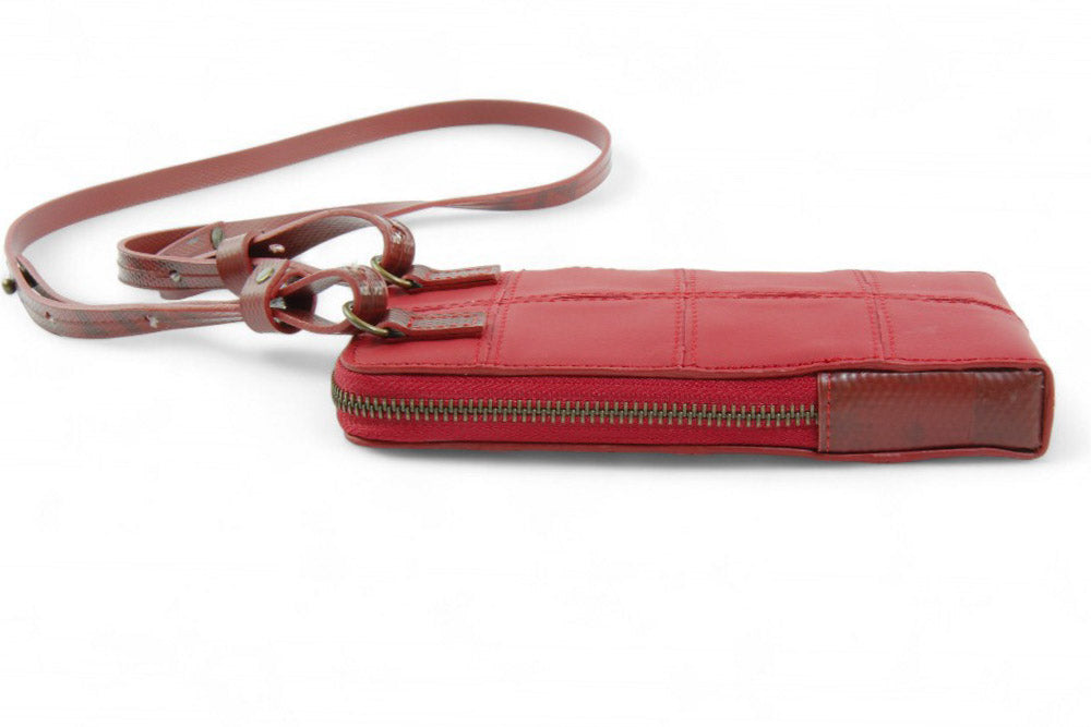 Sustainable leather phone bag by Elvis & Kresse