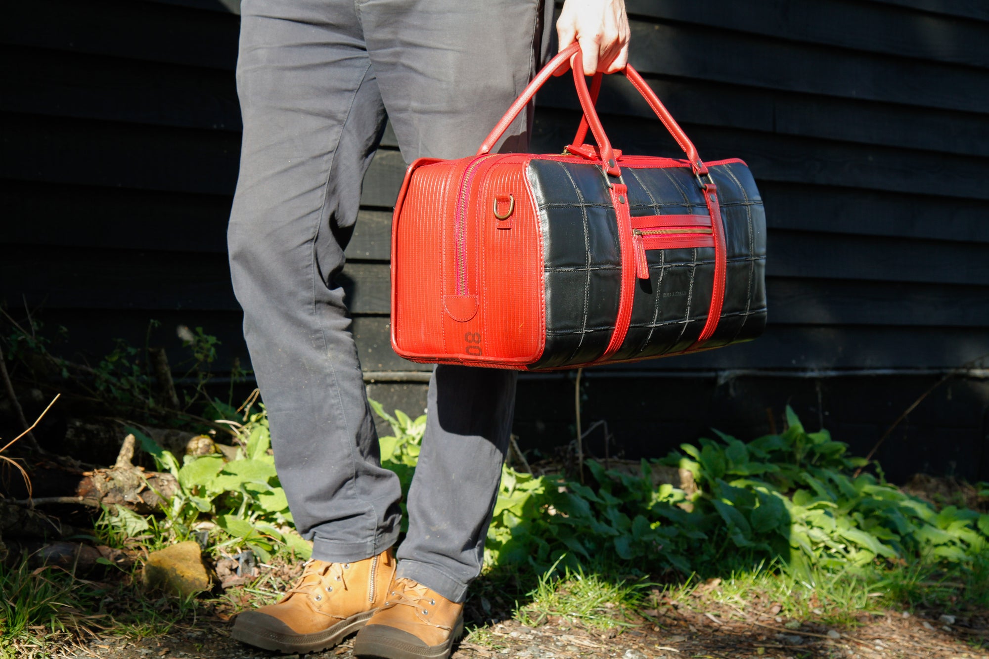 leather travel bag